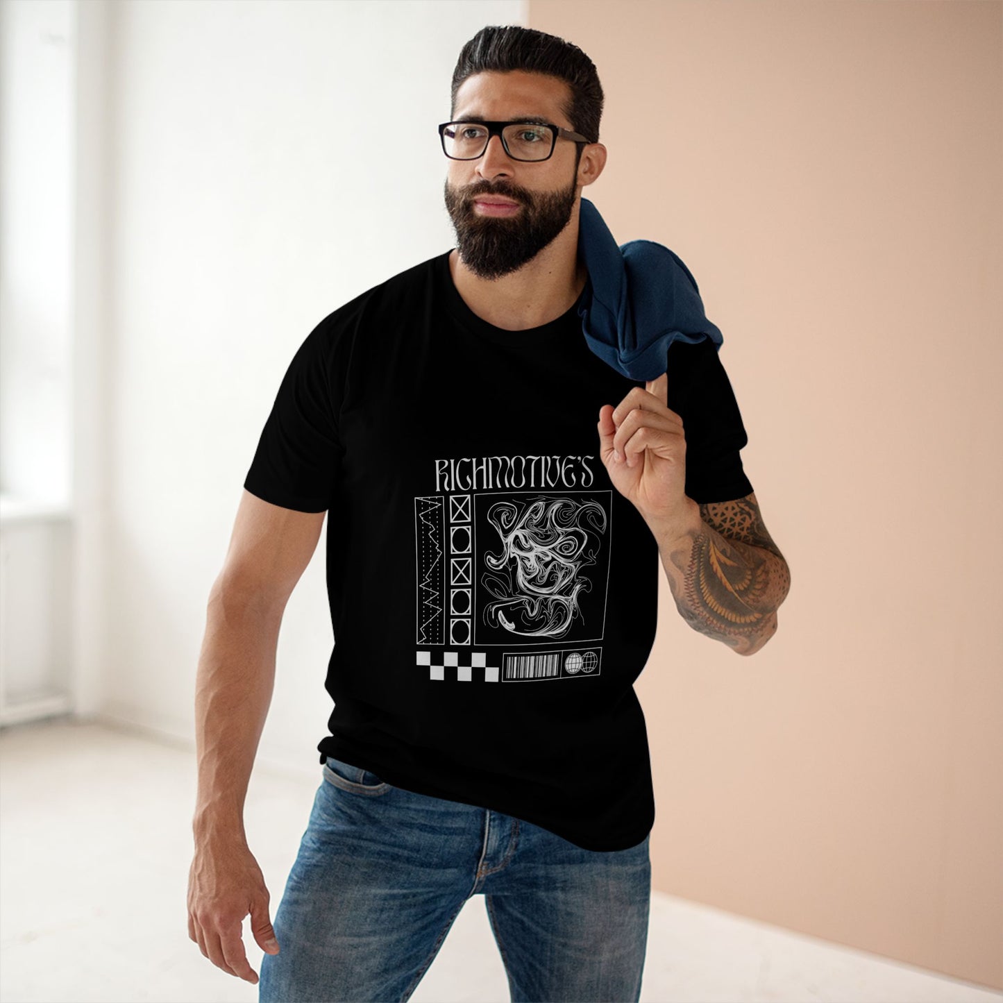 Minimalist Graphic Adult Tee - Perfect for Everyday Style